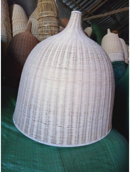 Đèn mây tre đan cổ chai mây trắng fi37h50